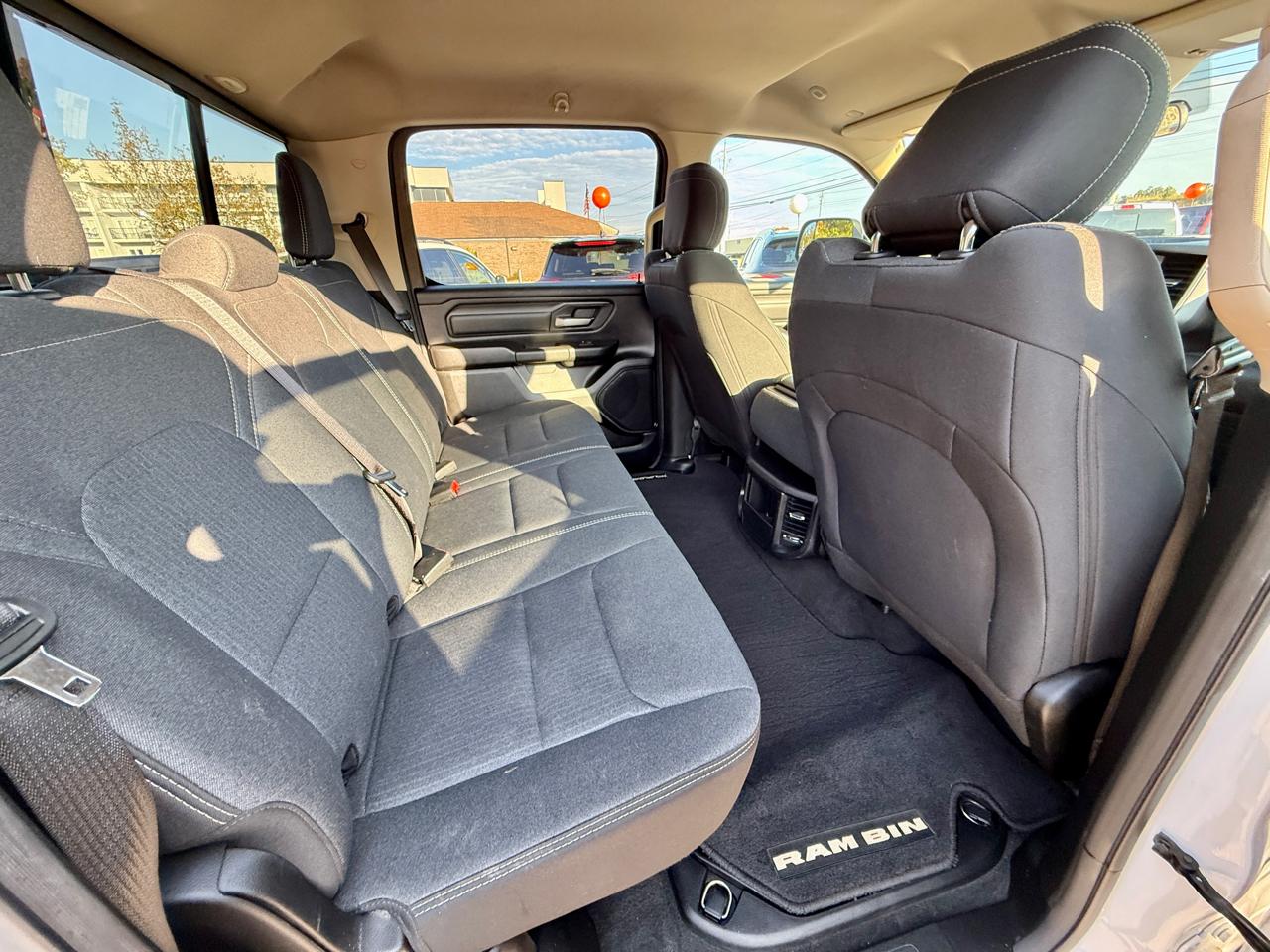 RAM 1500 Tradesman 4x4 Crew Cab 5'7" Box 2020