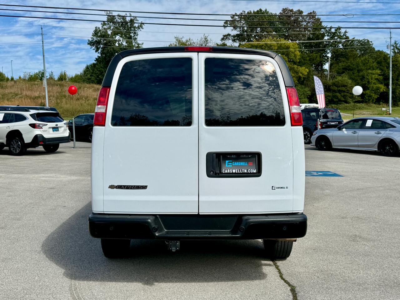Chevrolet Express Cargo Van RWD 2500 135" 2023