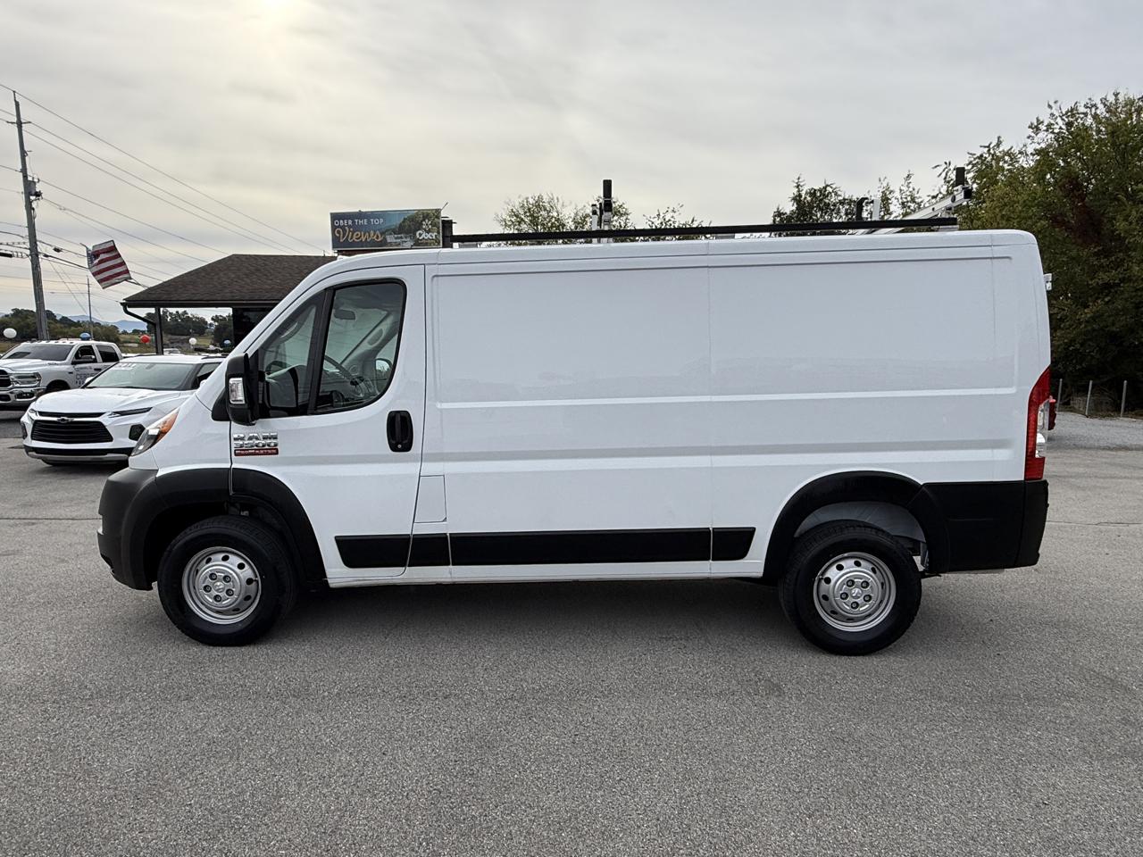 RAM ProMaster Cargo Van 3500 Low Roof 136" WB 2021