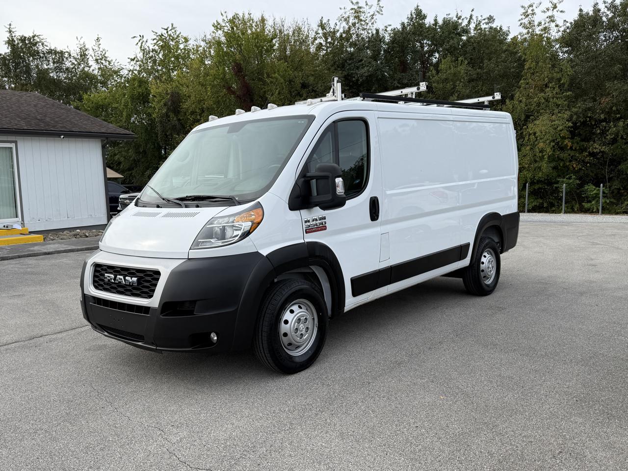 RAM ProMaster Cargo Van 3500 Low Roof 136" WB 2021