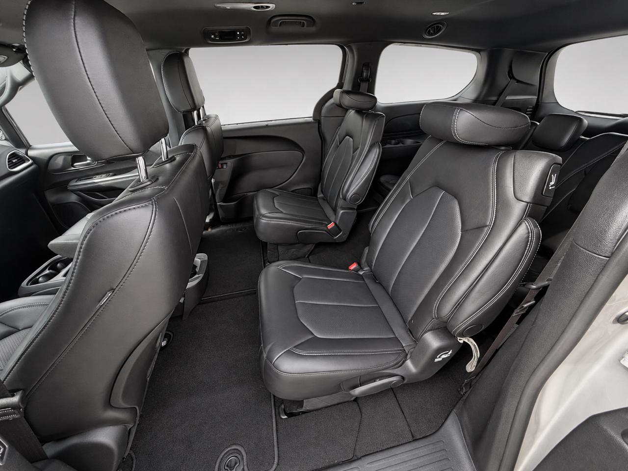 Chrysler Pacifica  2025