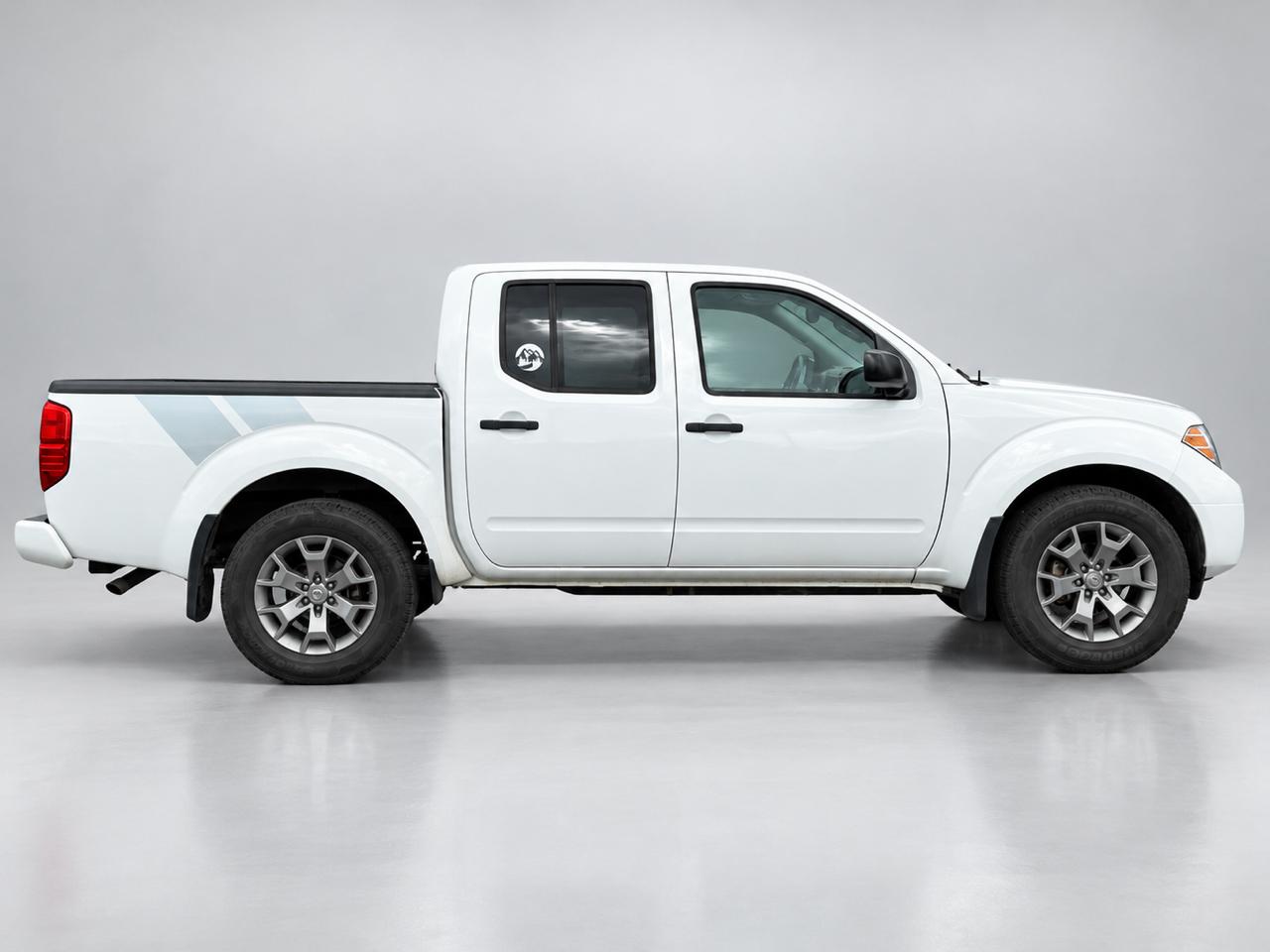 Nissan Frontier Crew Cab 4x2 SV Auto 2020