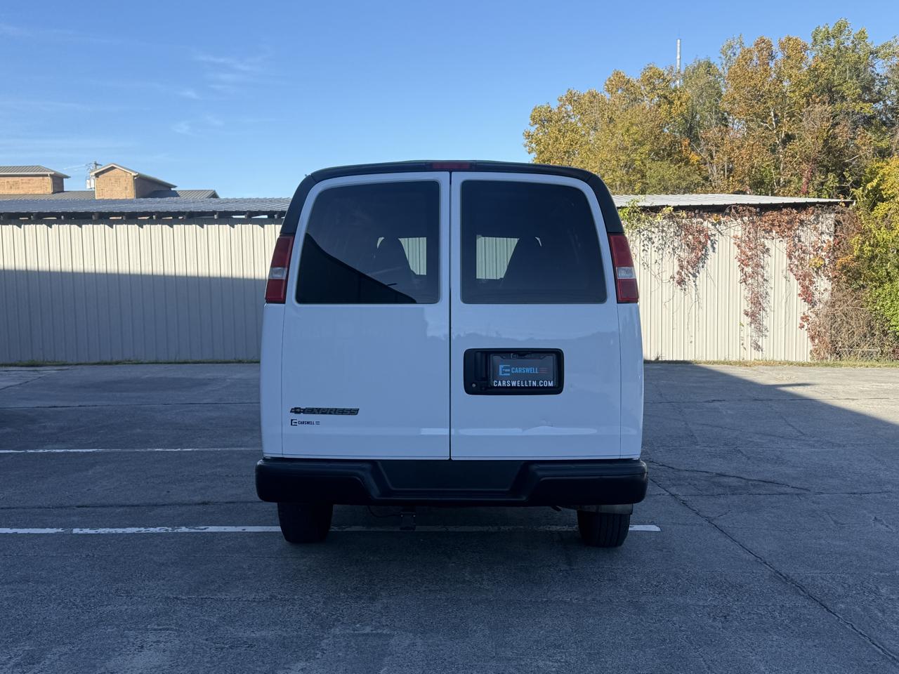 Chevrolet Express Cargo Van RWD 2500 135" 2022