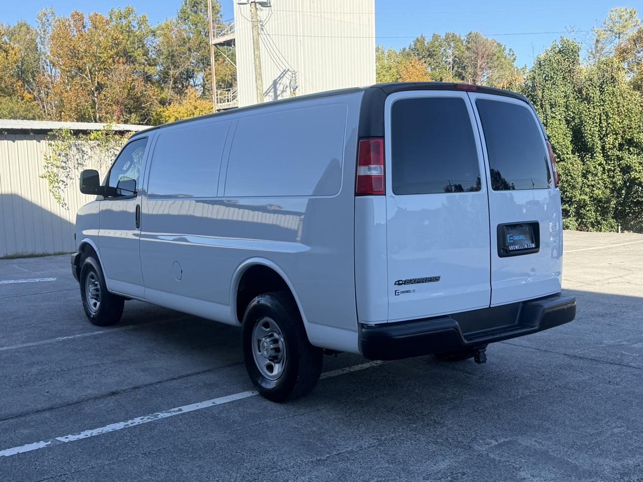 Chevrolet Express Cargo Van RWD 2500 135" 2022