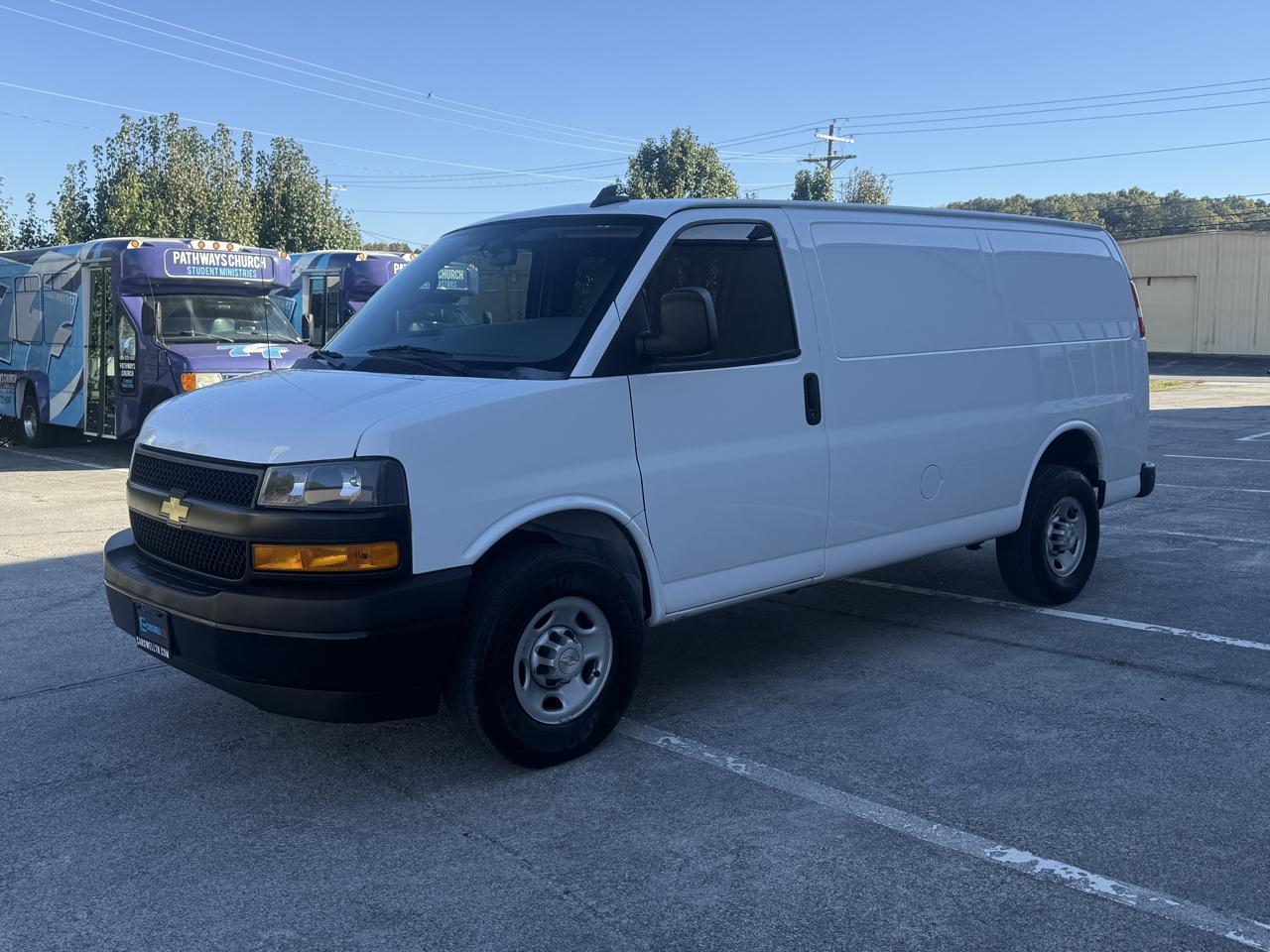Chevrolet Express Cargo Van RWD 2500 135" 2022