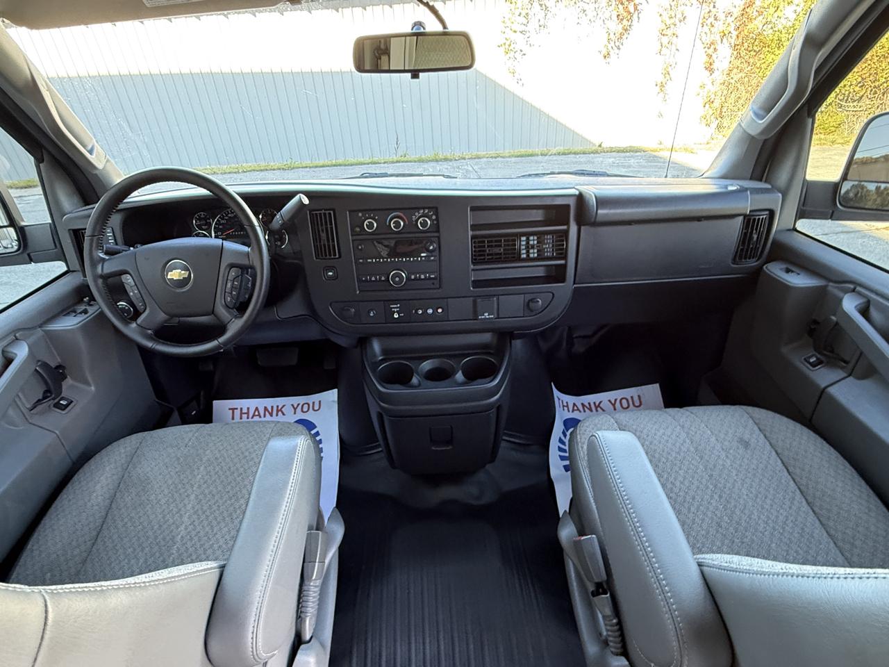 Chevrolet Express Cargo Van RWD 2500 135" 2022