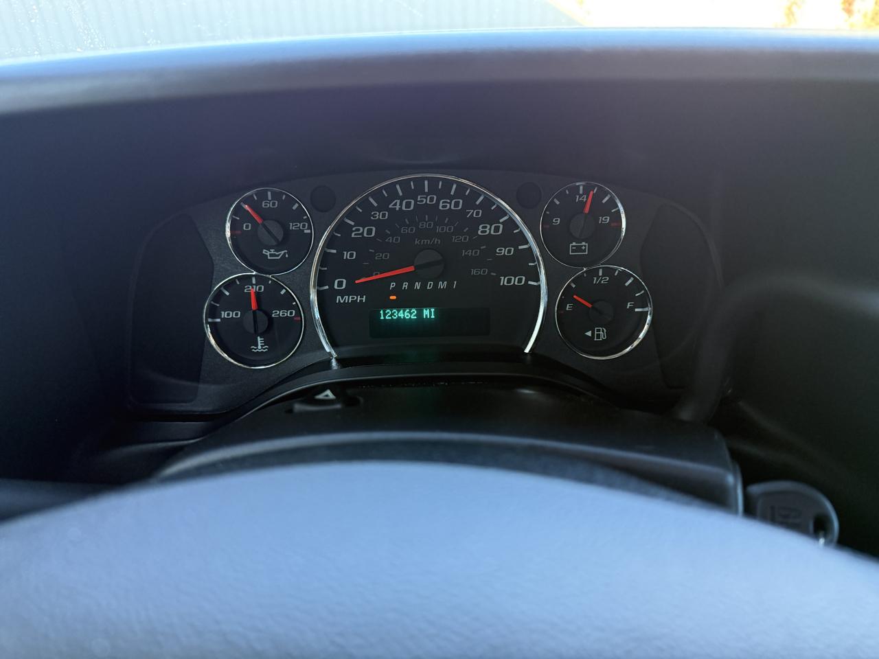 Chevrolet Express Cargo Van RWD 2500 135" 2022