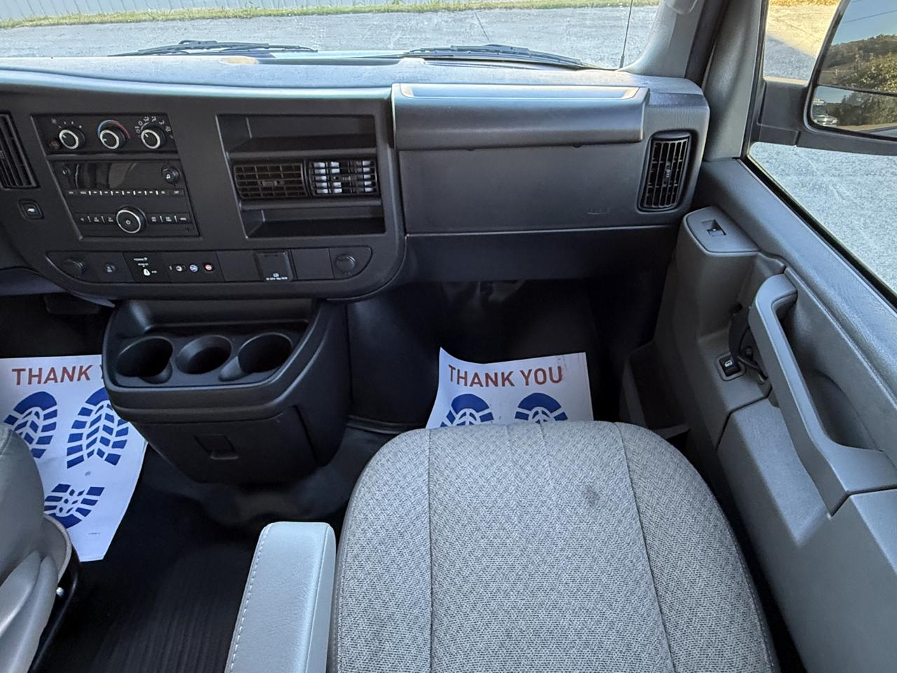 Chevrolet Express Cargo Van RWD 2500 135" 2022