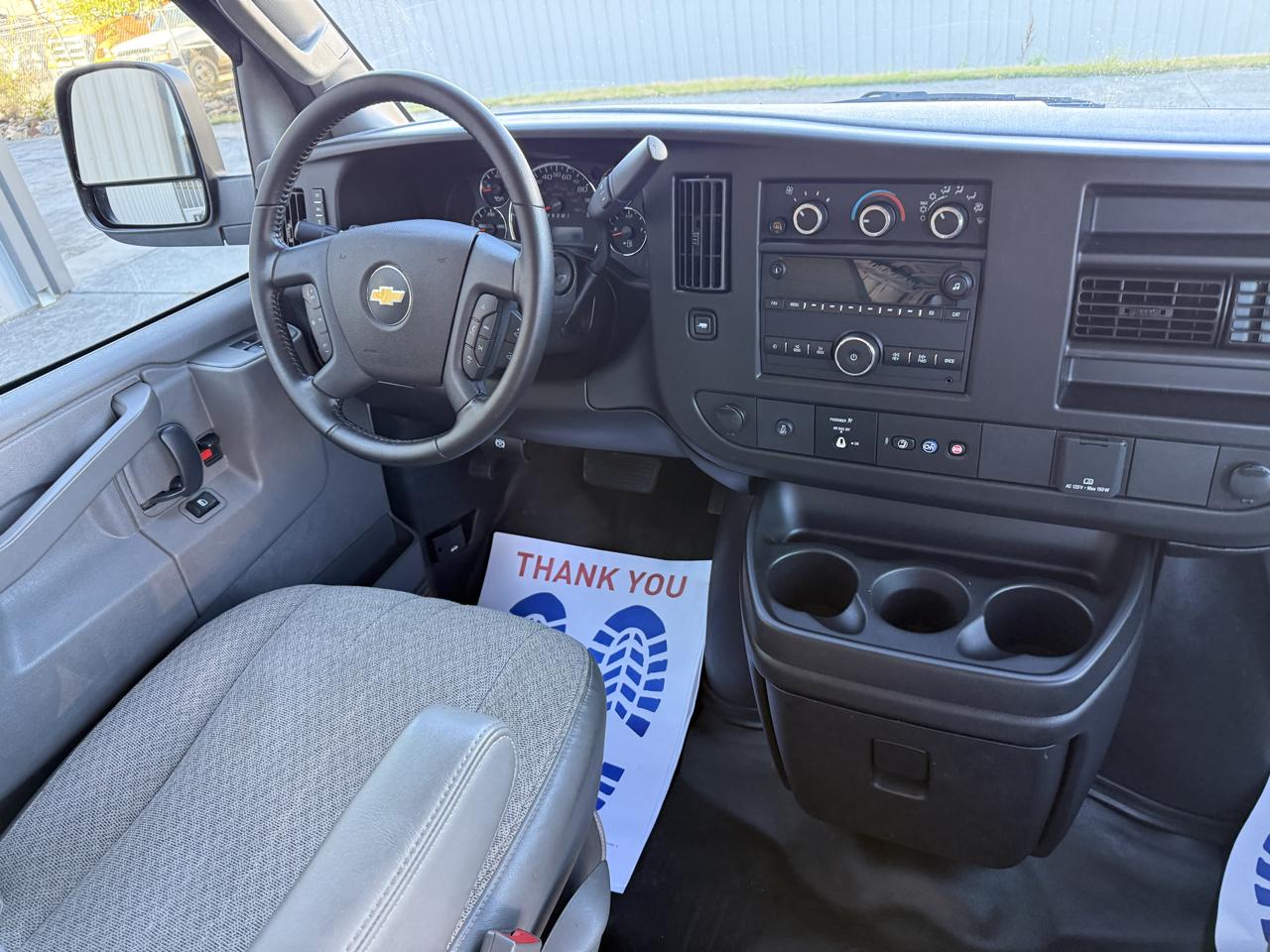 Chevrolet Express Cargo Van RWD 2500 135" 2022
