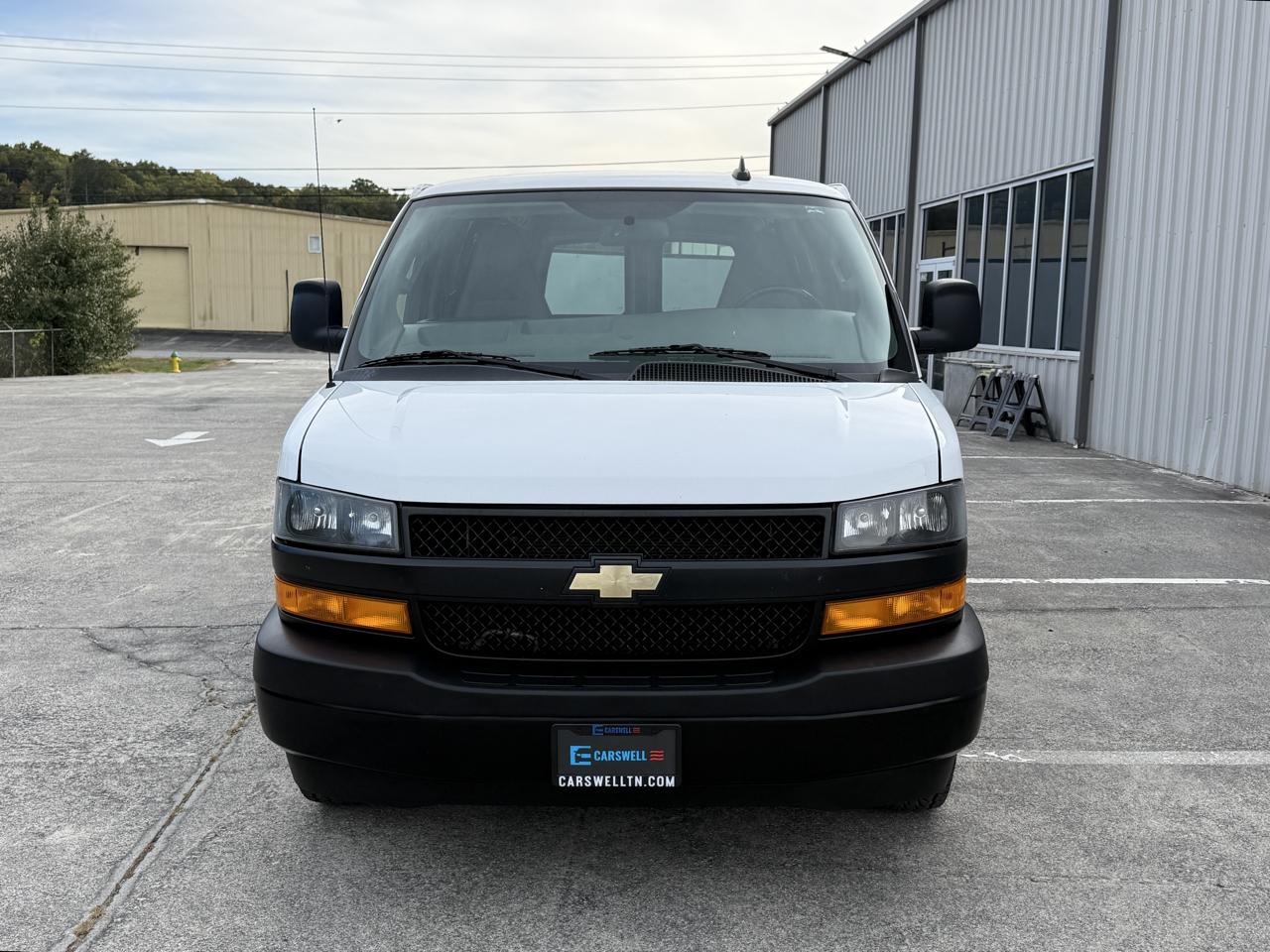 Chevrolet Express Cargo Van RWD 2500 135" 2022