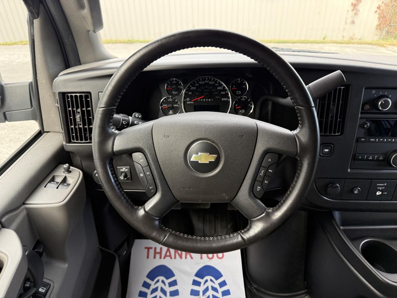 Chevrolet Express Cargo Van RWD 2500 135" 2022