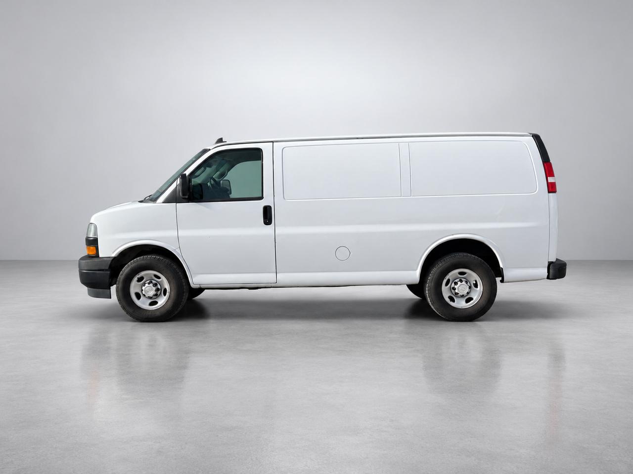 Chevrolet Express Cargo Van RWD 2500 135" 2019