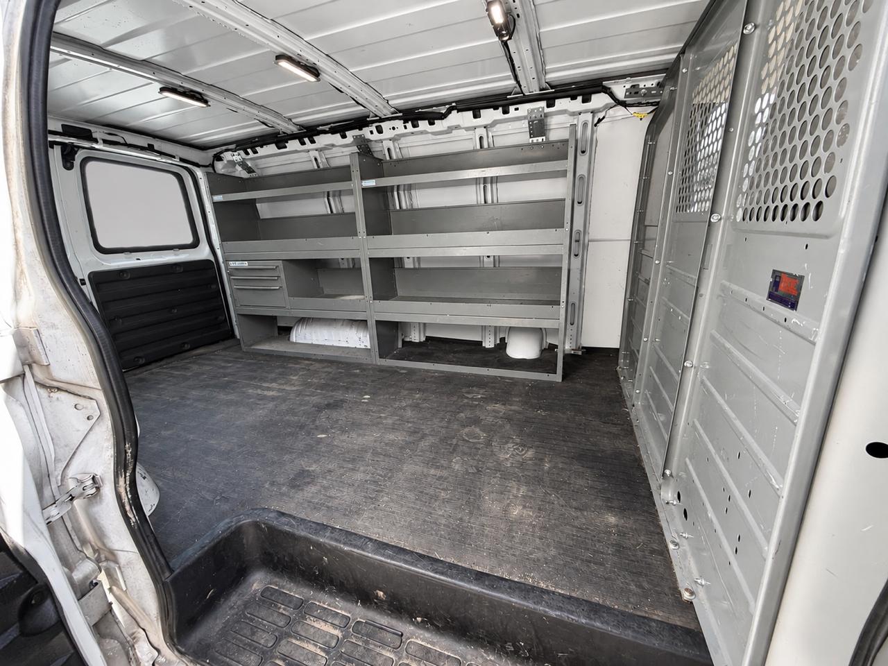 Chevrolet Express Cargo Van RWD 2500 135" 2019