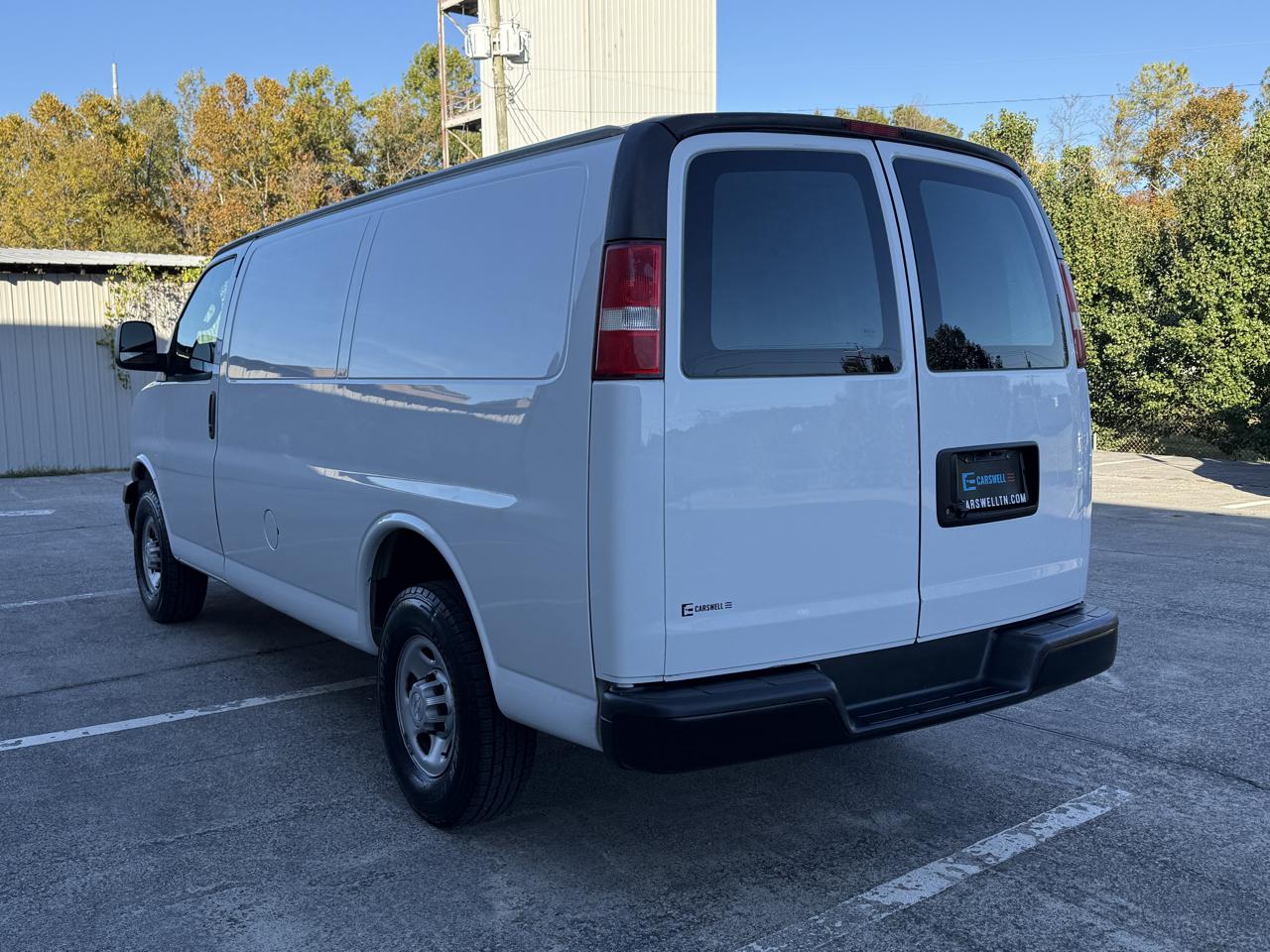 Chevrolet Express Cargo Van RWD 2500 135" 2019