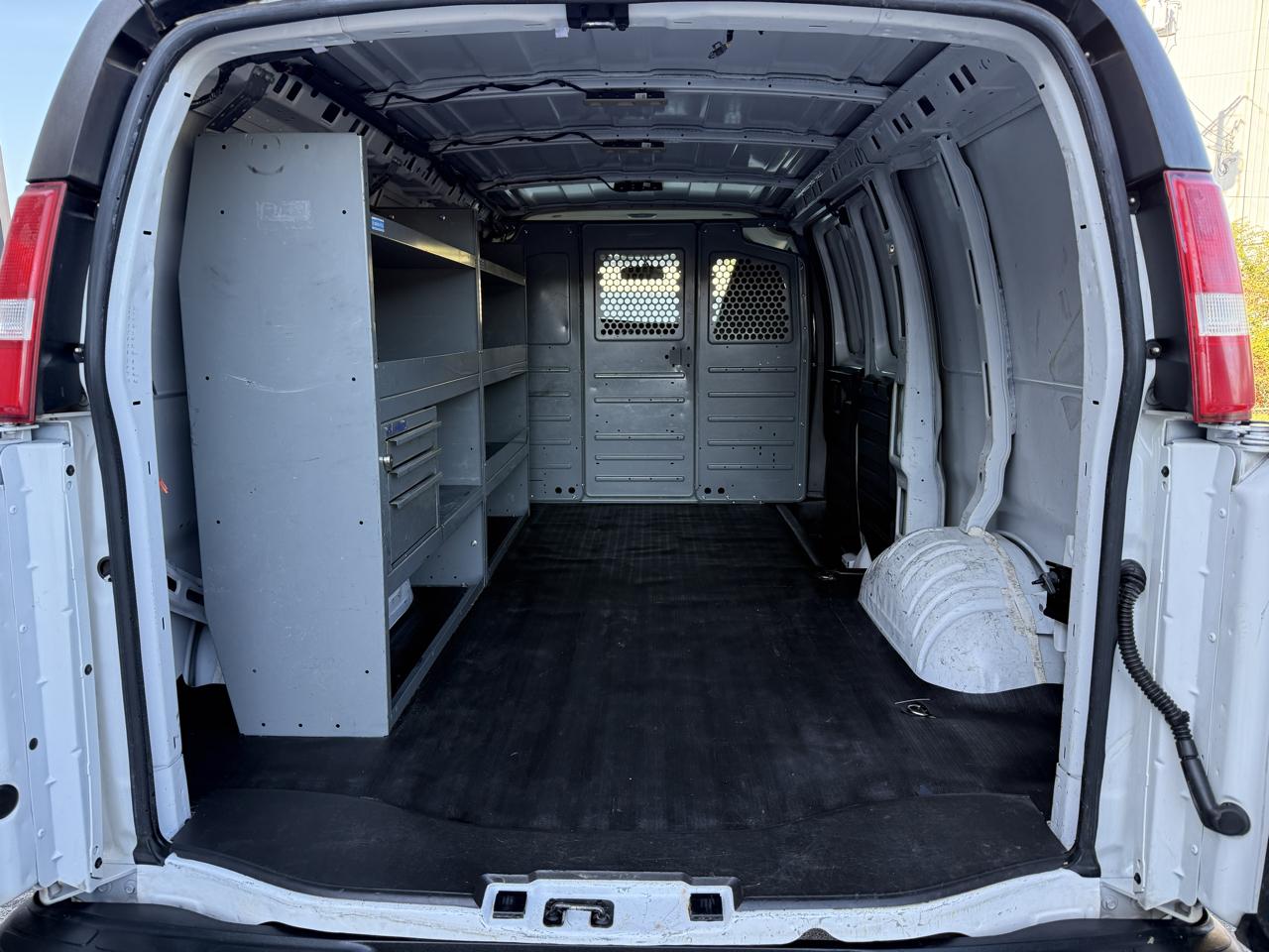 Chevrolet Express Cargo Van RWD 2500 135" 2019
