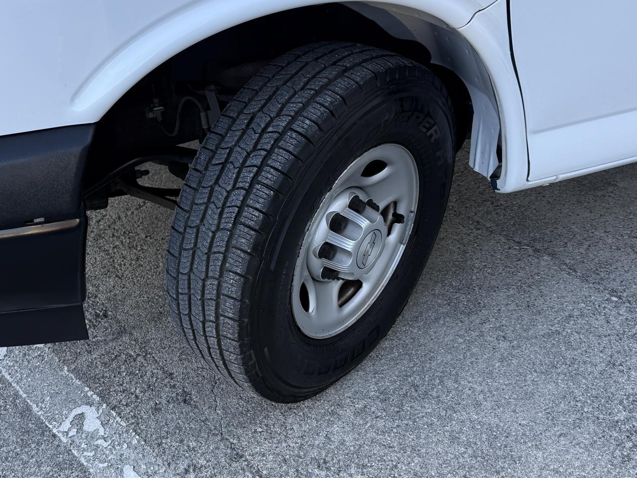 Chevrolet Express Cargo Van RWD 2500 135" 2019