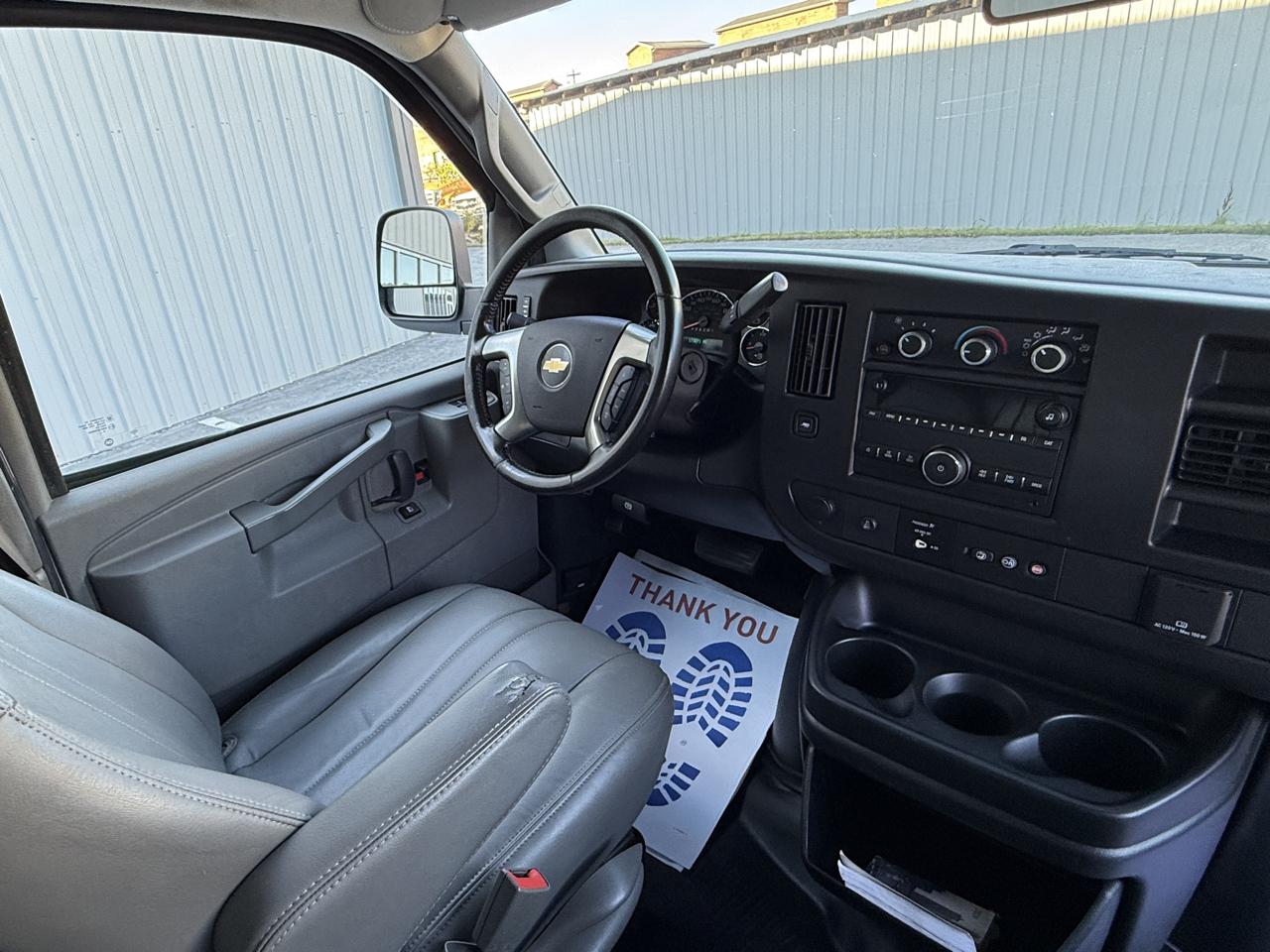 Chevrolet Express Cargo Van RWD 2500 135" 2019