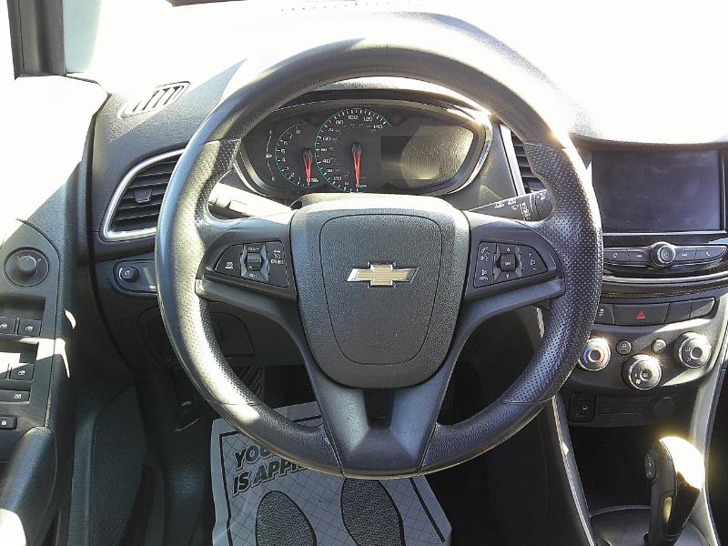 Chevrolet Trax LS FWD 2020 Chevrolet Trax LS FWD 2020