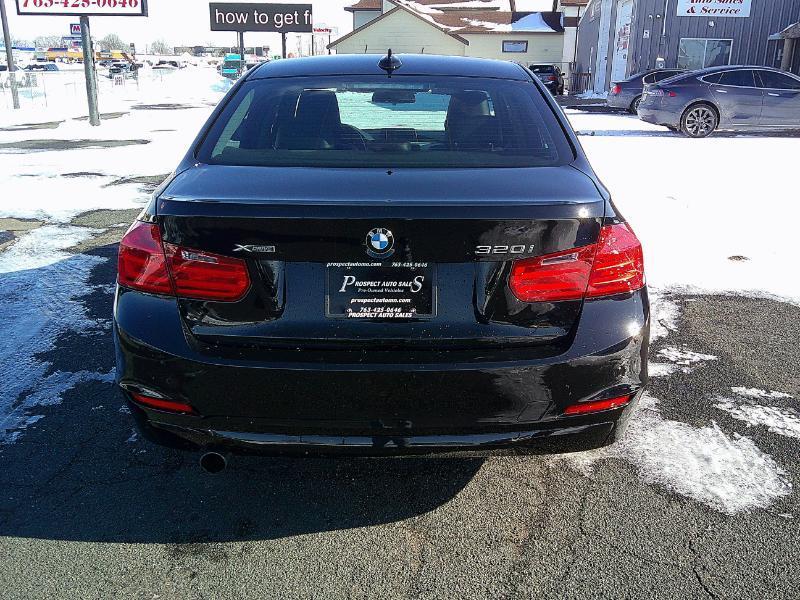 BMW 3-Series 320i xDrive 2013