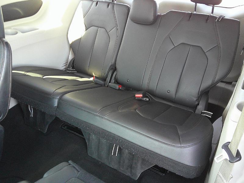 Chrysler Pacifica Touring-L 2017