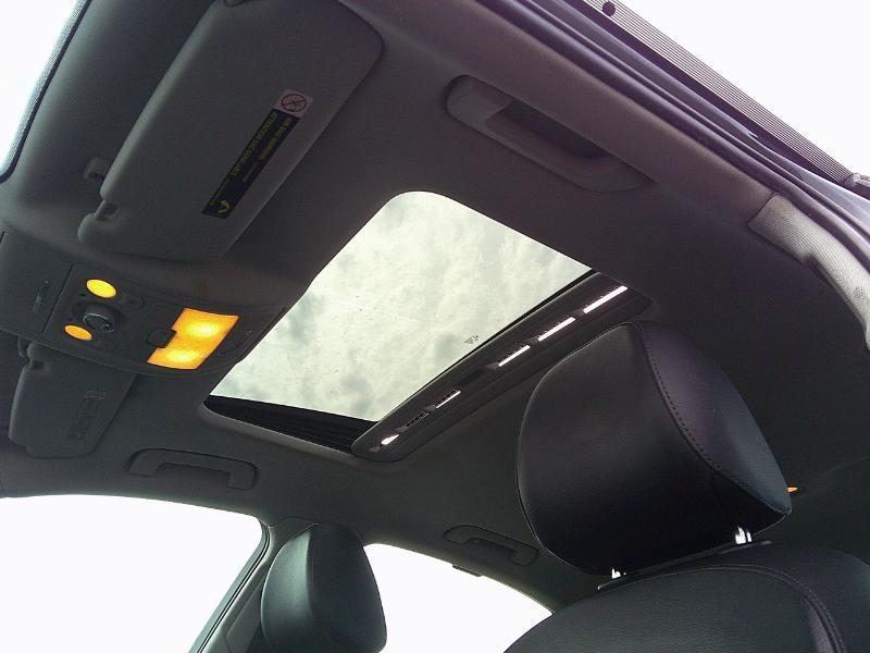 Audi A4 2.0T Sedan quattro Tiptronic 2011