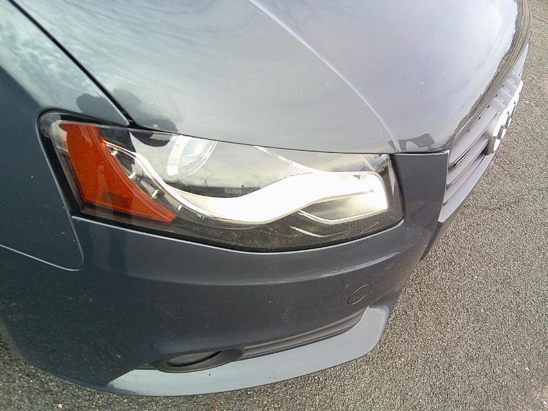 Audi A4 2.0T Sedan quattro Tiptronic 2011