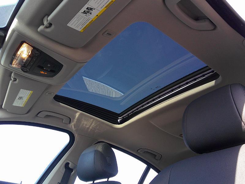 BMW 5-Series 528i xDrive 2016