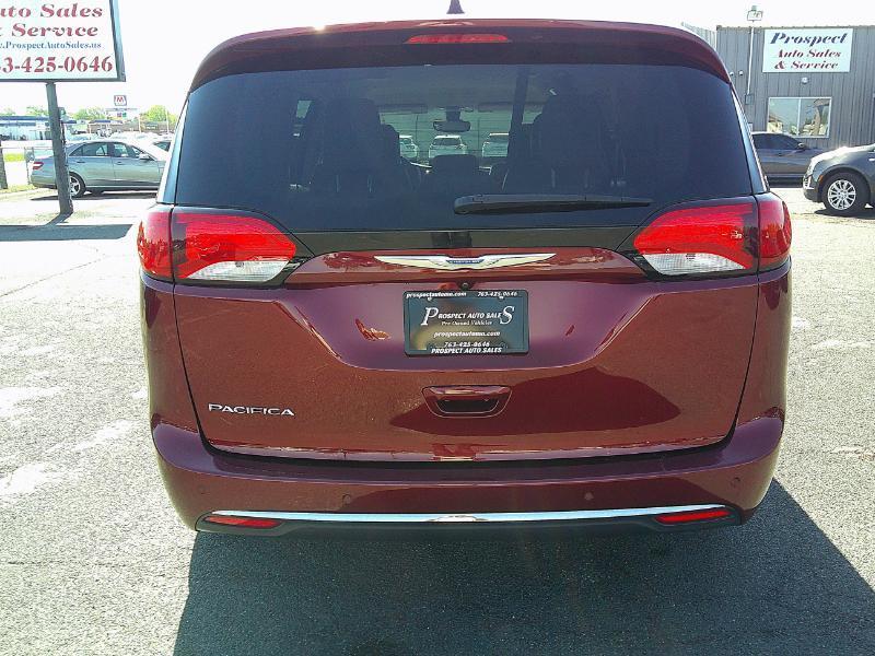 Chrysler Pacifica Touring-L Plus 2017