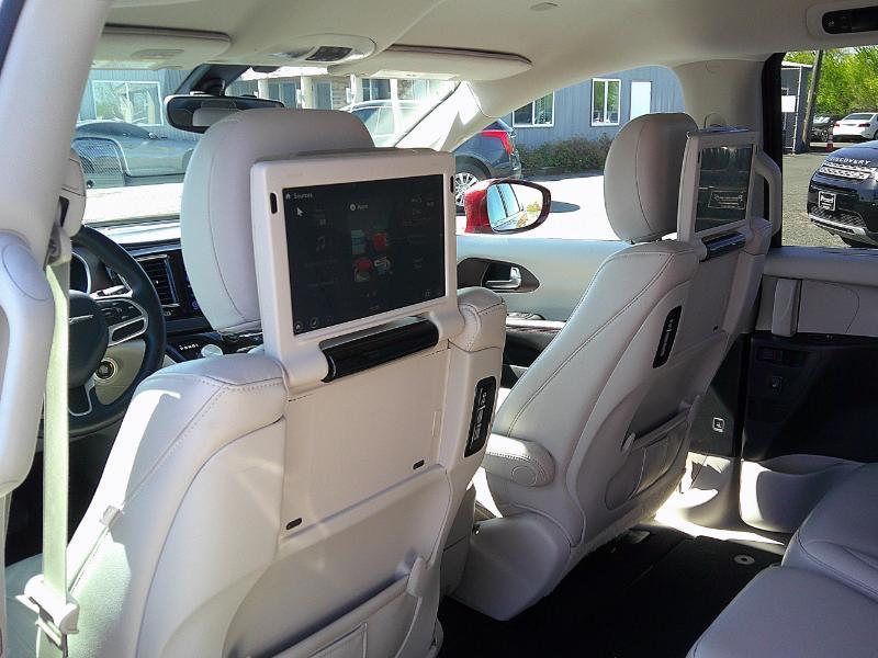 Chrysler Pacifica Touring-L Plus 2017