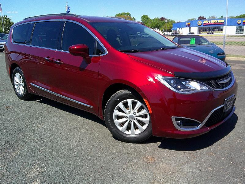 Chrysler Pacifica Touring-L 2017