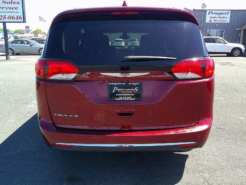 Chrysler Pacifica Touring-L 2017