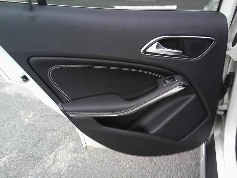 Mercedes-Benz GLA-Class GLA250 4MATIC 2015