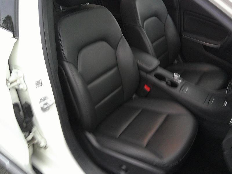 Mercedes-Benz GLA-Class GLA250 4MATIC 2015