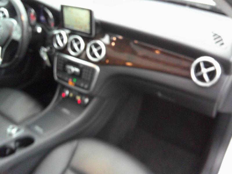 Mercedes-Benz GLA-Class GLA250 4MATIC 2015
