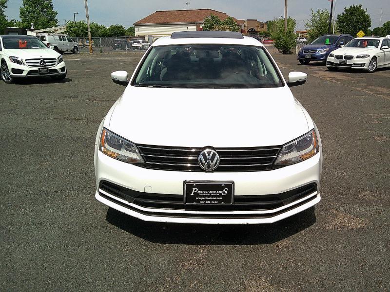 Volkswagen Jetta SE 6A 2016