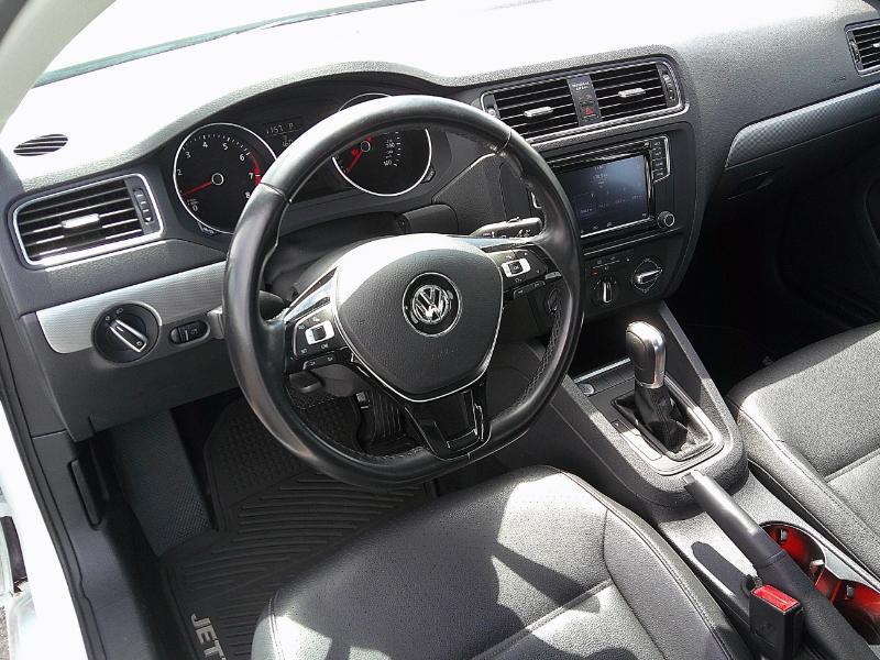 Volkswagen Jetta SE 6A 2016