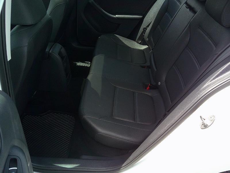 Volkswagen Jetta SE 6A 2016