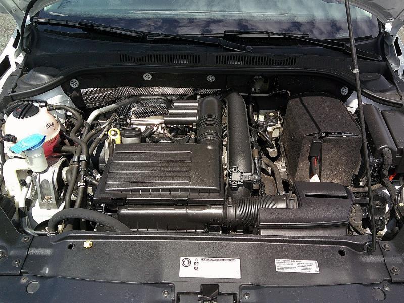 Volkswagen Jetta SE 6A 2016