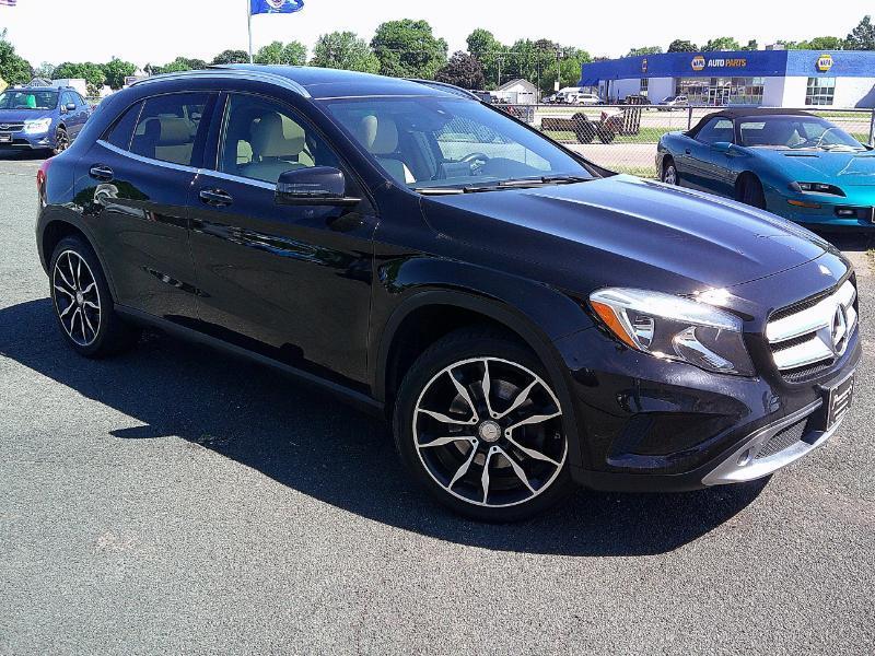 Mercedes-Benz GLA-Class GLA250 4MATIC 2016