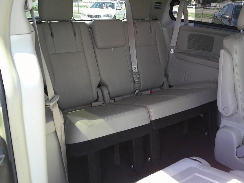 Chrysler Town & Country Touring-L 2014