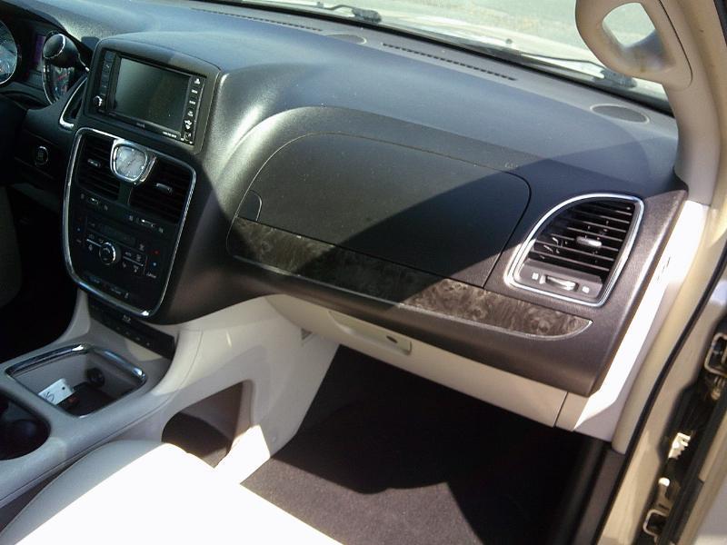 Chrysler Town & Country Touring-L 2014