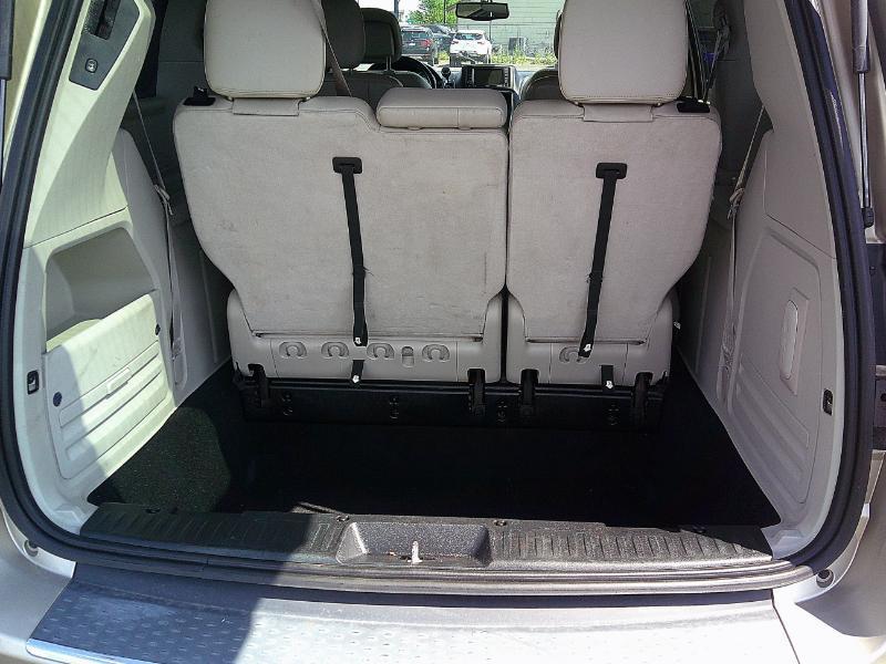 Chrysler Town & Country Touring-L 2014