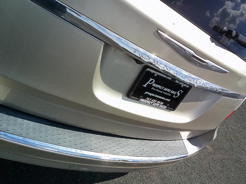 Chrysler Town & Country Touring-L 2014