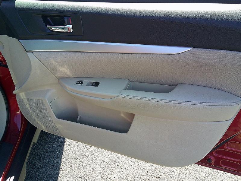 Subaru Outback 2.5i Premium 2014