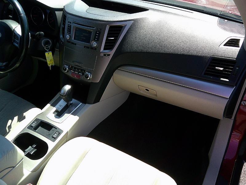 Subaru Outback 2.5i Premium 2014