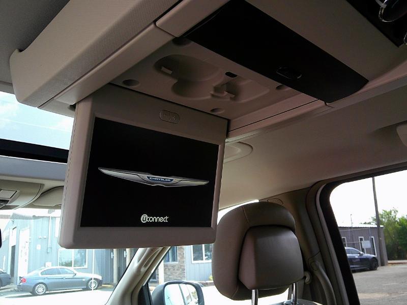 Chrysler Town & Country Limited Platinum 2015