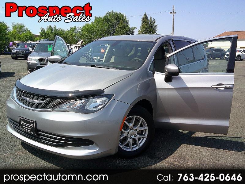 Chrysler Pacifica Touring 2017