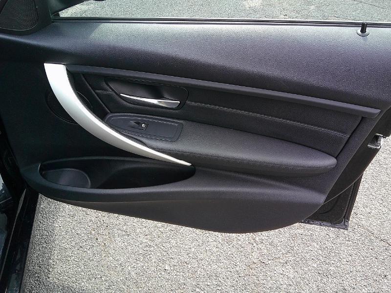 BMW 3-Series 320i xDrive 2013