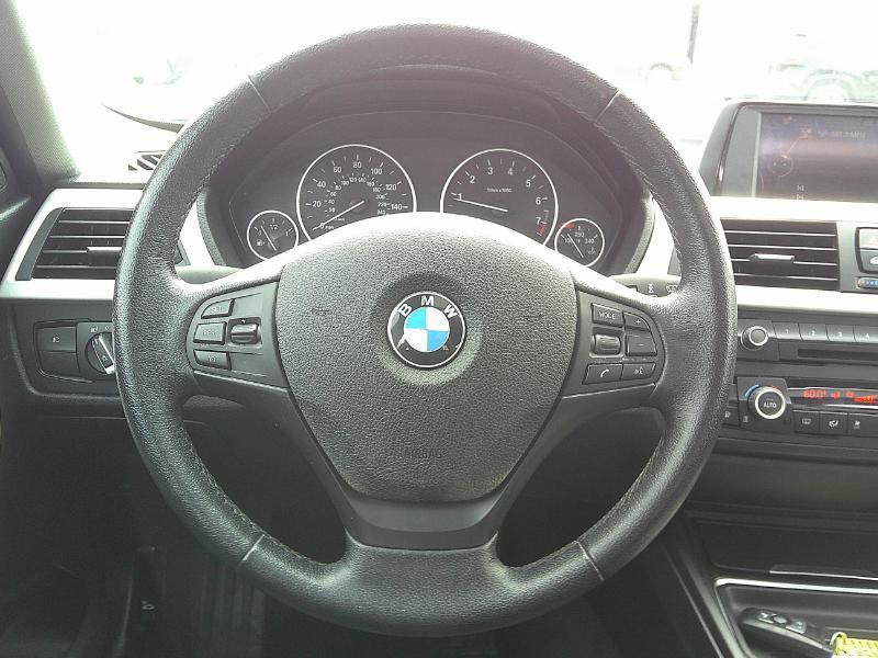 BMW 3-Series 320i xDrive 2013