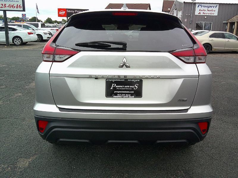 Mitsubishi Eclipse Cross LE AWD 2022